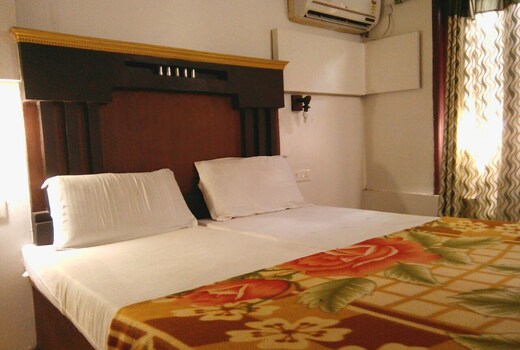 Southern Oasis Houseboats