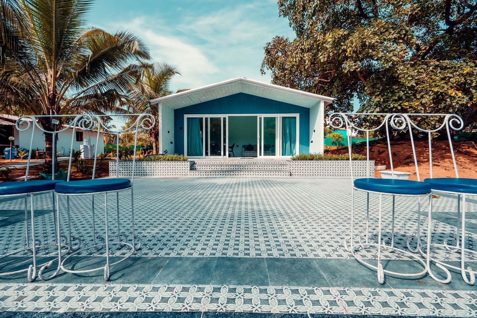 Moana Beach Resort