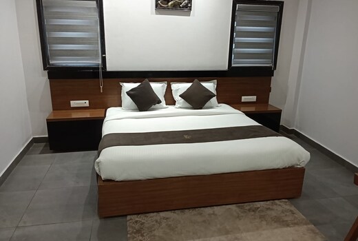 Hotel Jagriti Royal
