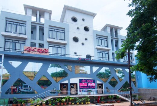 Hotel Travora Suites - LalQila