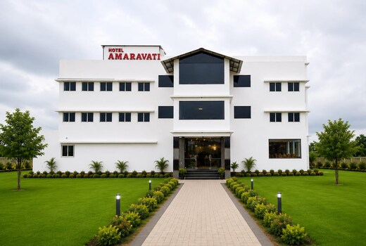 HOTEL AMARAVATI