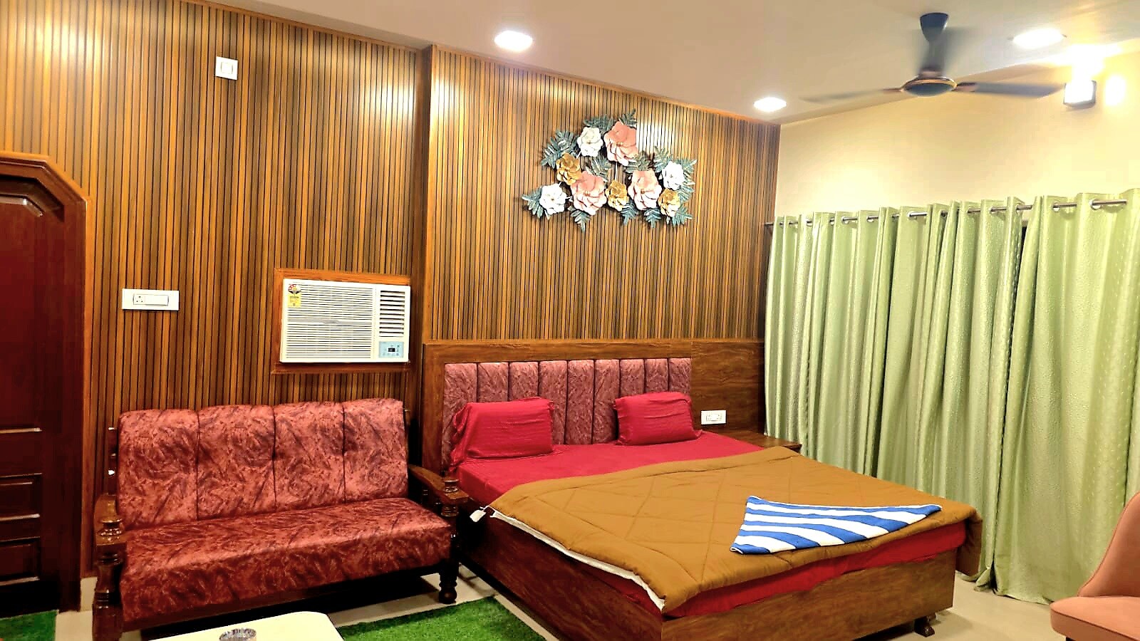 Hotel Ashoka Palace