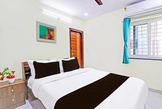 Hotel O N Grand Residency JNTU Bus Stop