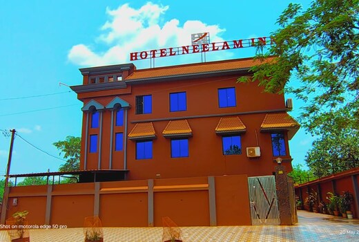 Hotel Neelam Inn.