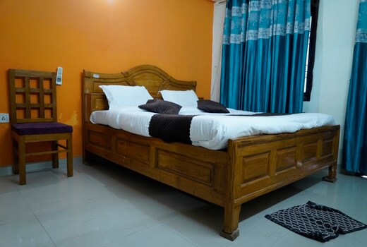 The Night Homestay