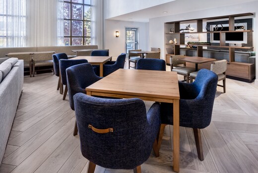 Staybridge Suites Denver - Cherry Creek