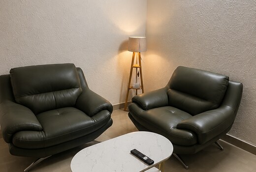 Urban Stay Luxury 1Bhk Anshal Lucknow