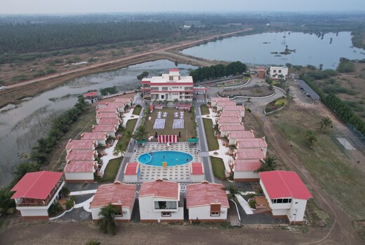 Flamingo Club & Resort (Just 3 km away from Una-Diu Checkpost)