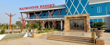 Rajmandir Resort