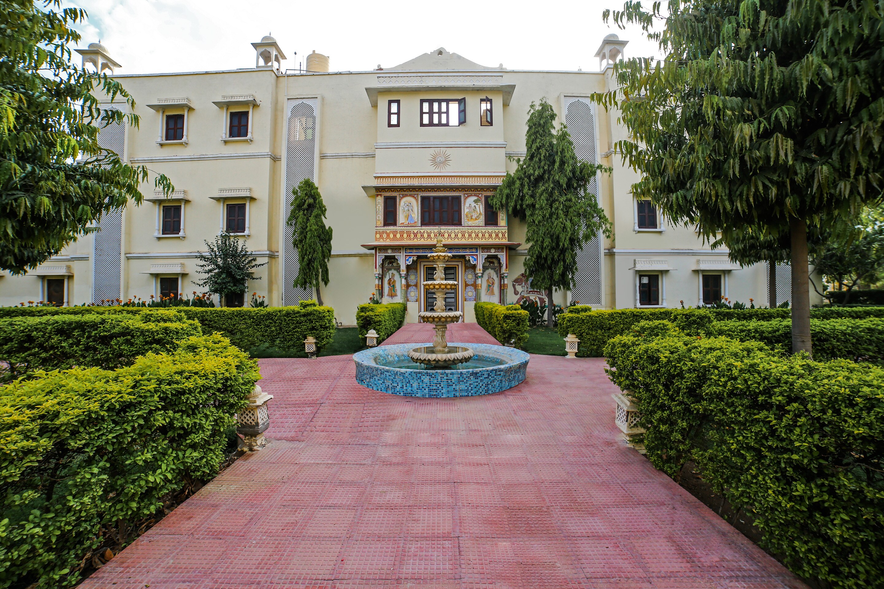 Roop Vilas Palace