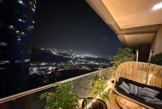 3 BHK High Rise Flat in Noida Supernova