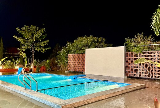 Uru Stays 2BHK Poolside