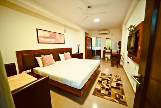 12 Stones Premium Suite