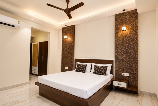 Villa with mini pool jacuzzi & steam bath