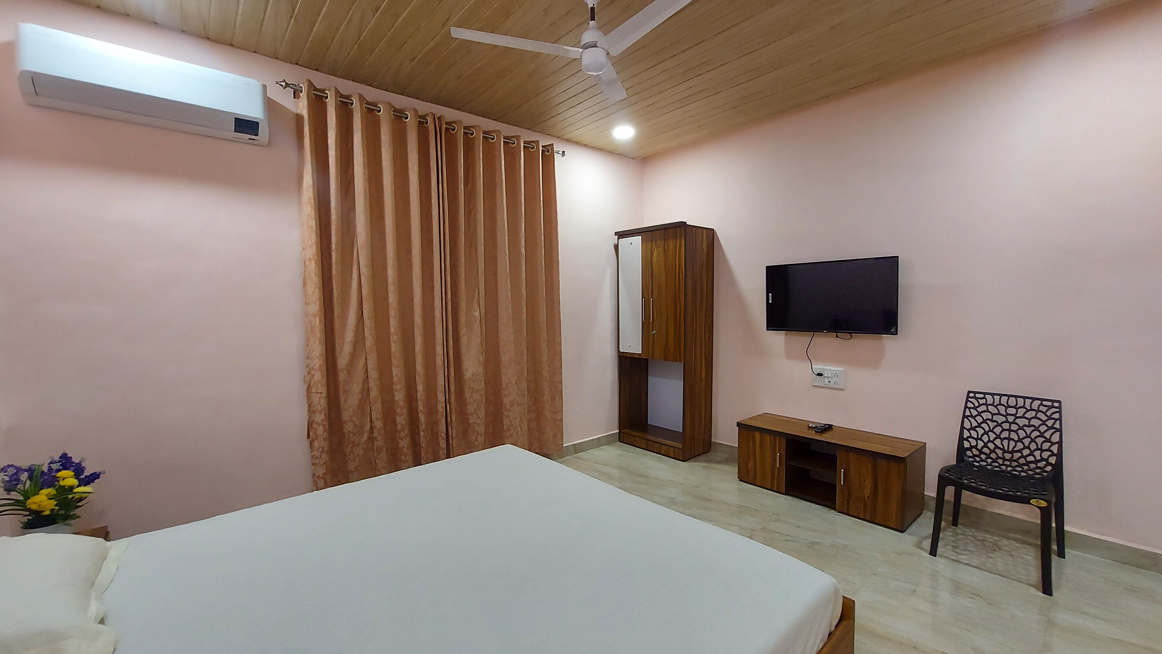 Soham Beach Resort Diveagar