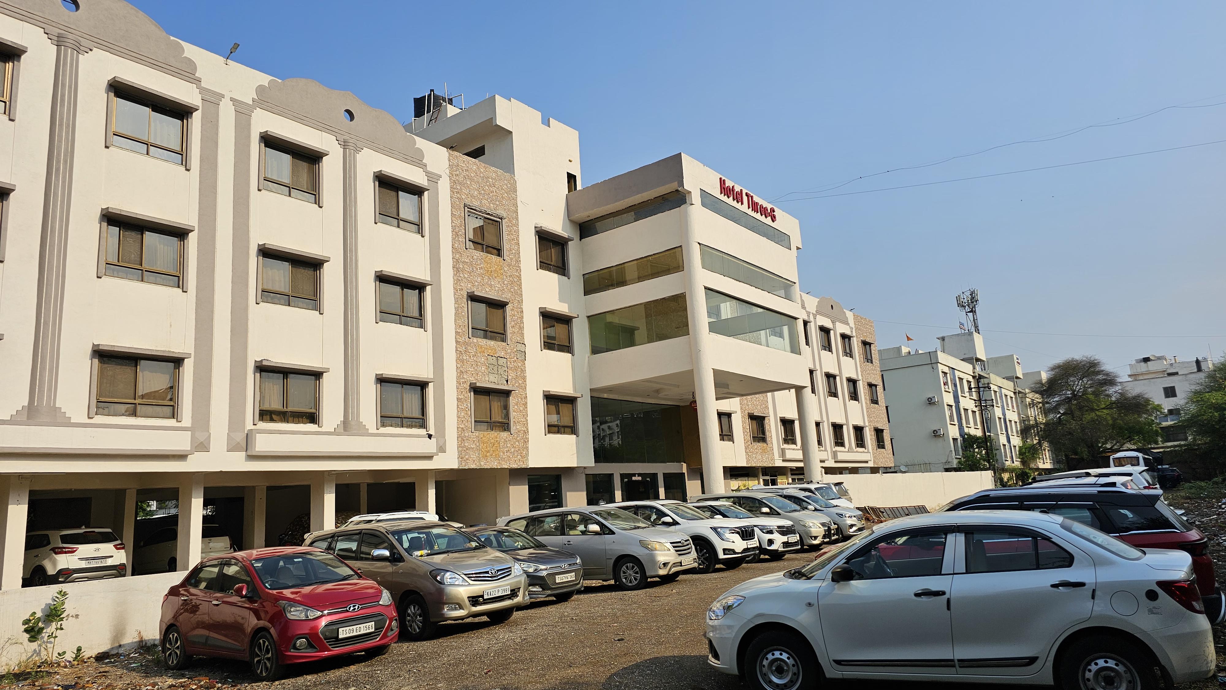 Hotel Three G