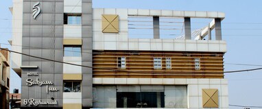 Hotel Satyam Inn