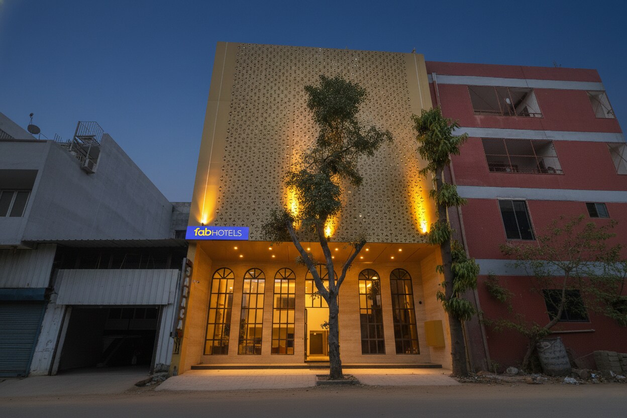 FabHotel Saraca Inn