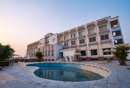 Hotel Sobti Continental