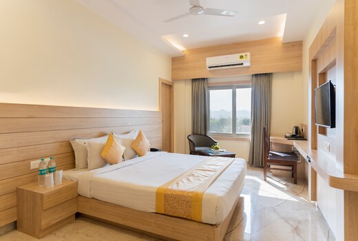 Hotel Lilichham at Bhuwana Bypass Circle
