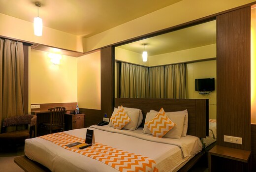 Ivy Studio Hotel Near Pune Airport