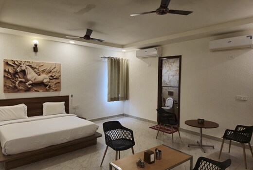 SHRI KANNTH HOTEL