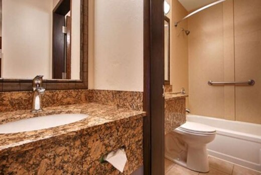 Best Western Plus Tree House