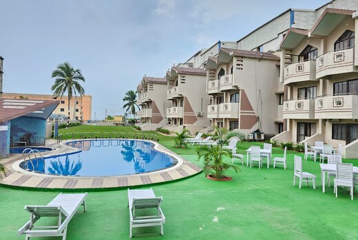 Hotel Sagar Tarang (Berries Group)