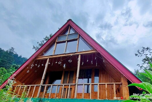 the himalayan shadow cottage jibhi