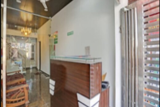 Hotel Krishna Stays@near Om Hospital, Sector 66, Noida