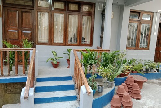 Hill Grove Homestay