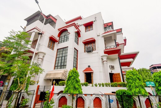 CAPTAINS HOME STAY