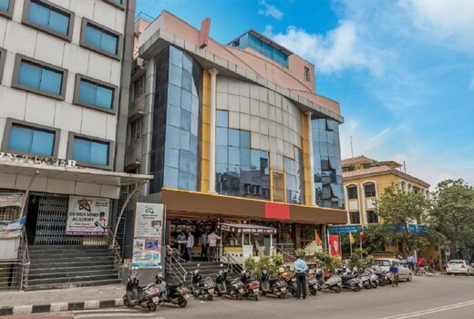 Hotel Shivaal's Residency