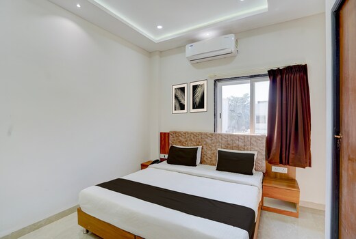 Hotel O 999