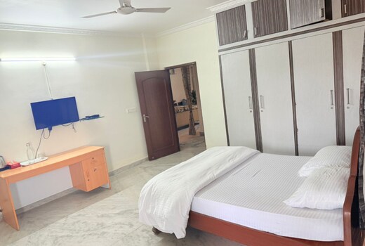 MH12 Serviced Apartments in Banjara Hills .