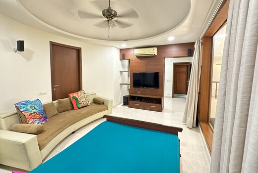 Woods Villa