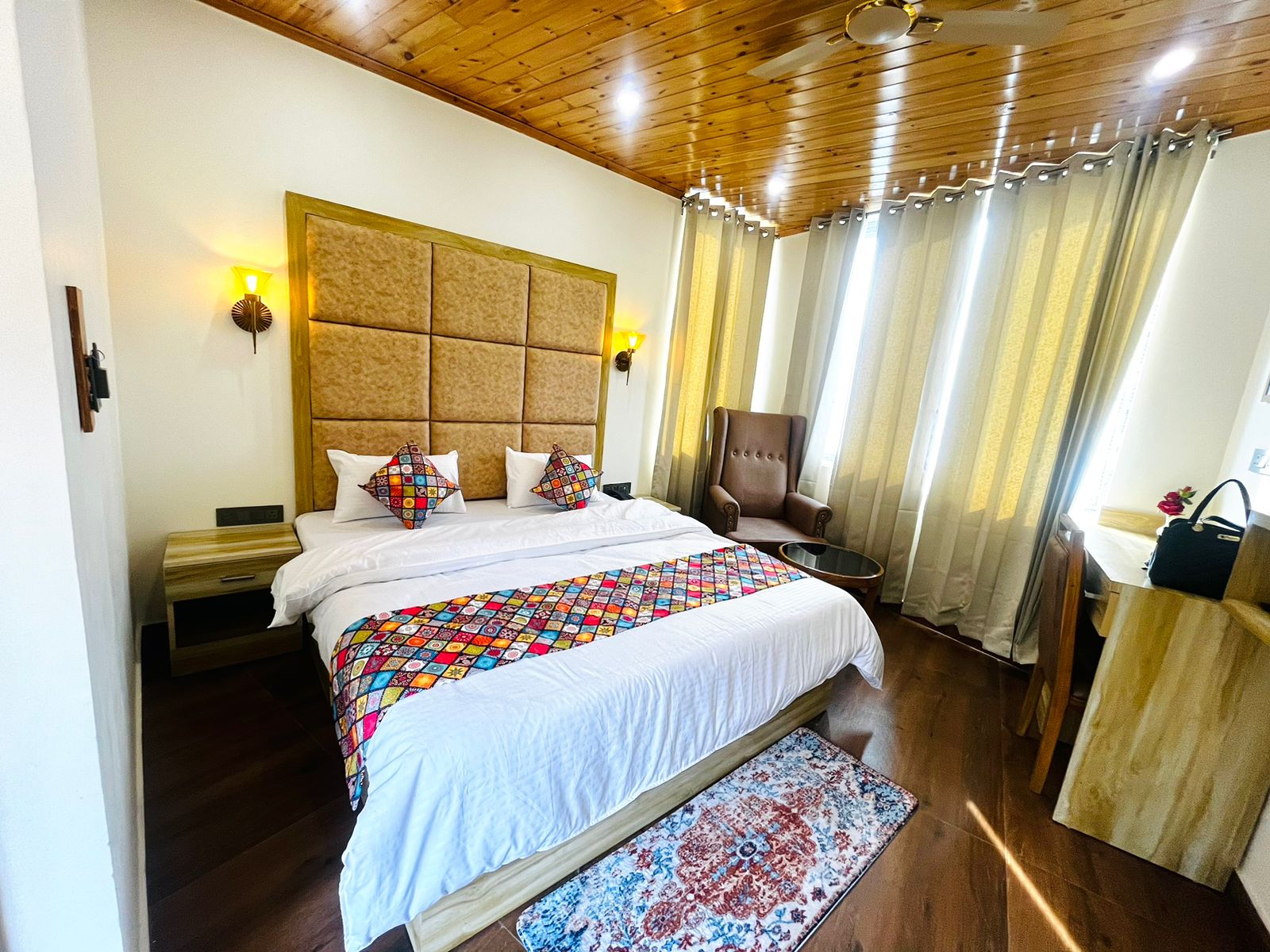 Hotel Valley View