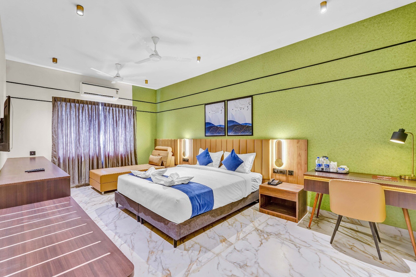 Blossoms Hotel