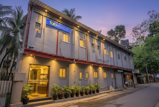 FabHotel Comfort Stay