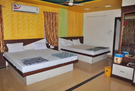 Hotel Ashutosh