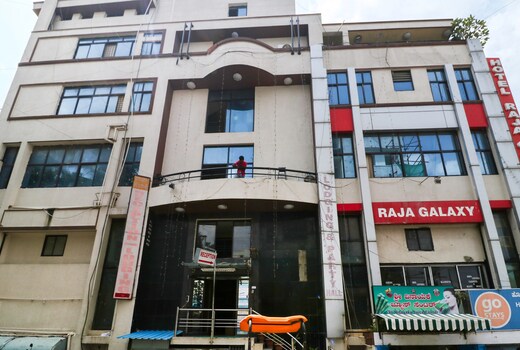 Hotel O Raja Galaxy