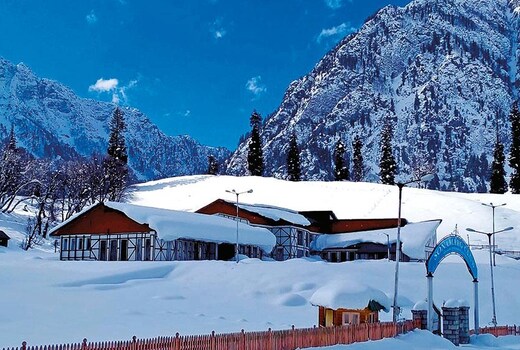 Sonamarg club