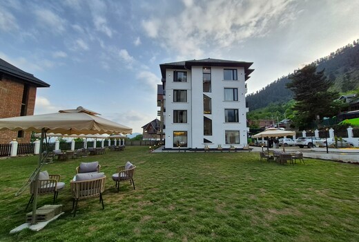 Hotel Luxury Retreat