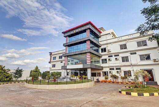GRAND JP INN