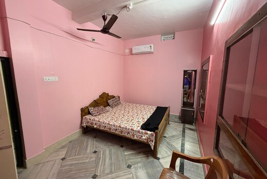 Padma Residency | 750M From Railway Station