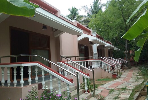 Hotel Sadhabishegam- Ramalinga Vilas Manakudi