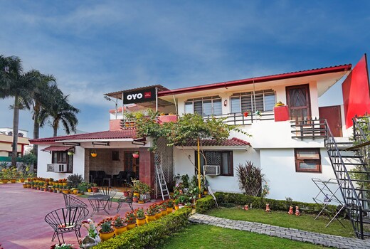 Hotel O Cozy Homestay