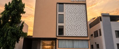 Roi Retreat