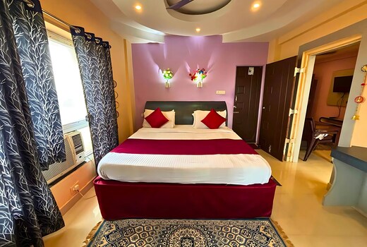 Sea Breeze Homestay | Entire 1BHK Apartments