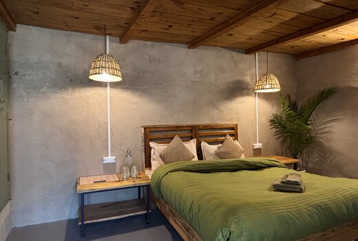 Pahadi House by Mon Stays